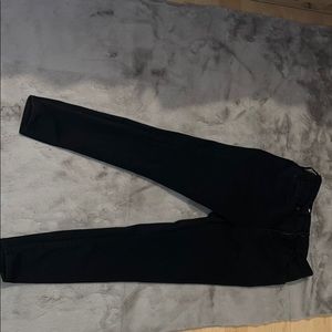 Madewell Black “Curvy High-Rise Skinny”